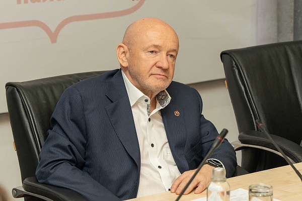 Проект «Школа предпринимательства для иностранных студентов» завершается, но не заканчивается